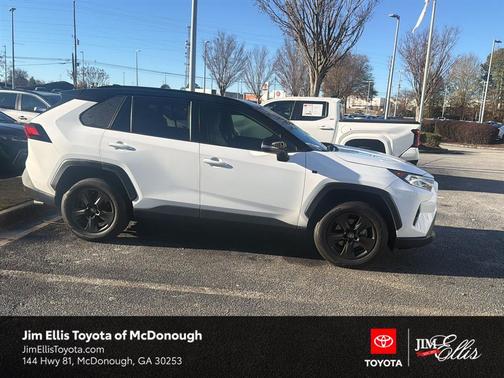 2021 Toyota RAV4 XLE