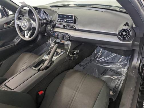 2016 Mazda MX-5 Miata Sport