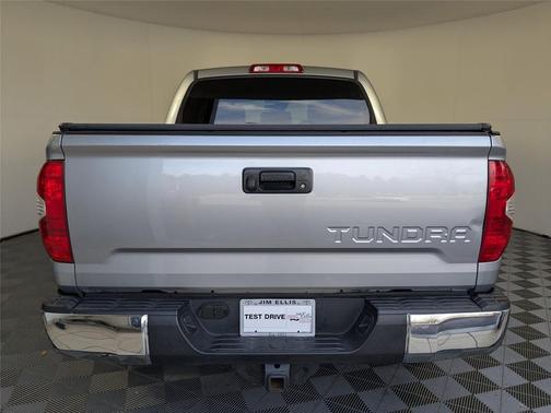 2018 Toyota Tundra SR5