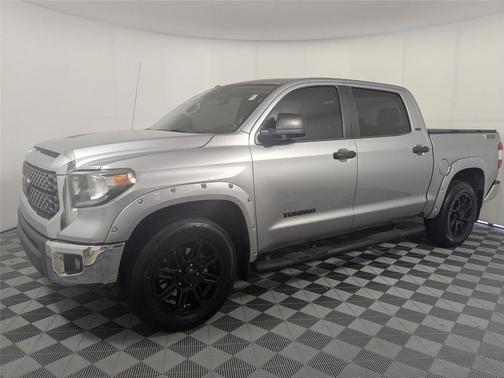 2018 Toyota Tundra SR5