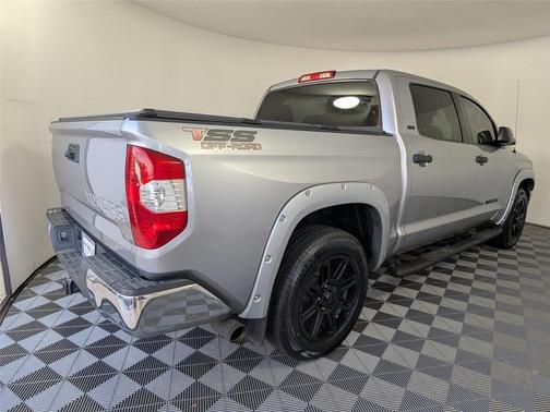 2018 Toyota Tundra SR5