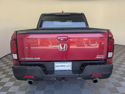 Radiant Red Metallic II 2022 Honda Ridgeline Sport