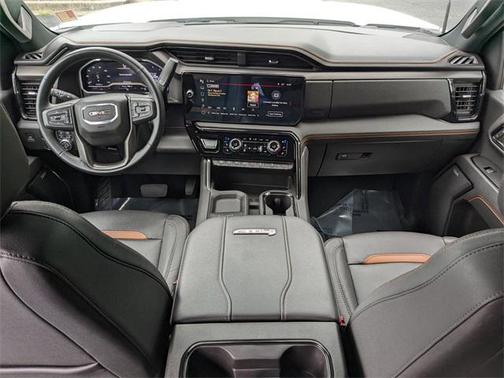 2024 GMC Sierra 2500 AT4