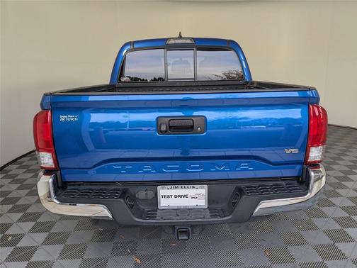 2017 Toyota Tacoma SR5