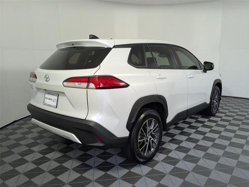 2024 Toyota Corolla Cross L
