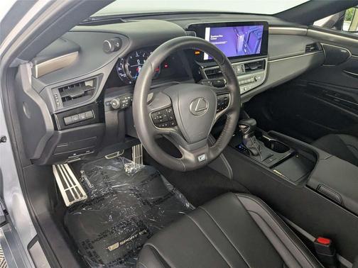 Iridium 2023 Lexus ES 350 F Sport