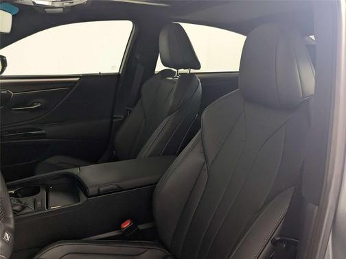Iridium 2023 Lexus ES 350 F Sport