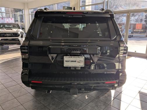 2026 Toyota 4Runner Hybrid Platinum