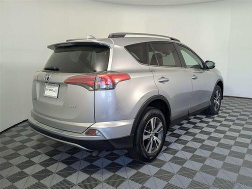 Silver Sky Metallic 2017 Toyota RAV4 XLE