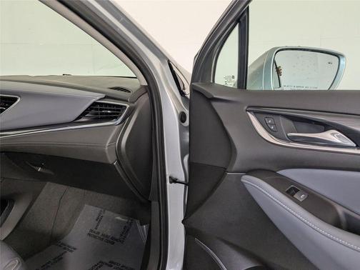 2020 Buick Enclave FWD Essence