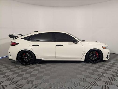 Championship White 2025 Honda Civic Type R TYPER