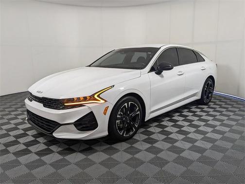 2022 Kia K5 GT-Line