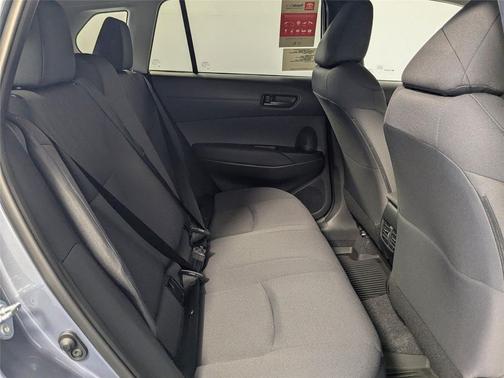2025 Toyota Corolla Cross LE