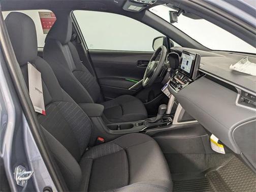 2025 Toyota Corolla Hybrid SE