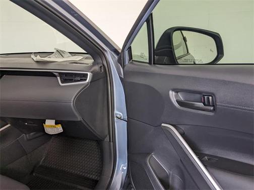 2025 Toyota Corolla Hybrid SE