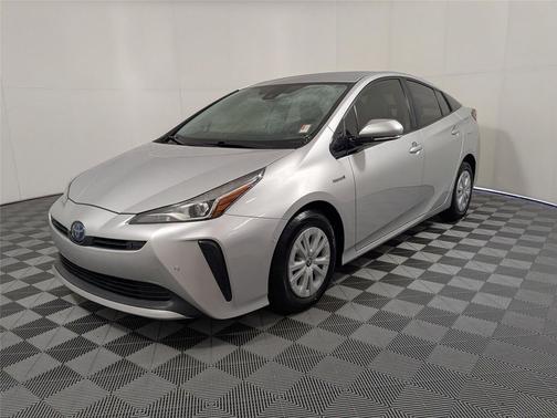 2019 Toyota Prius LE