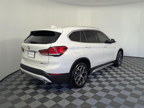 2021 BMW X1 sDrive28i