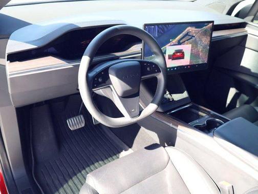 2023 Tesla Model X Standard Range