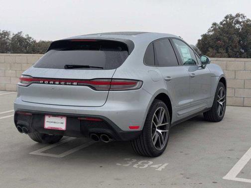 2025 Porsche Macan AWD