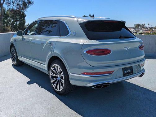 2025 Bentley Bentayga Azure