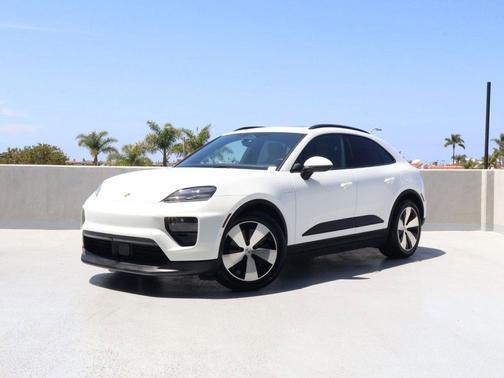 White 2025 Porsche Macan Macan Electric 4