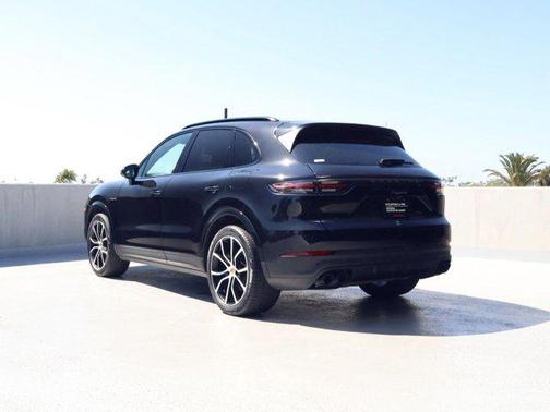 2023 Porsche Cayenne Cayenne E-Hybrid