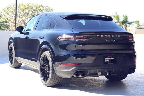 2023 Porsche Cayenne S
