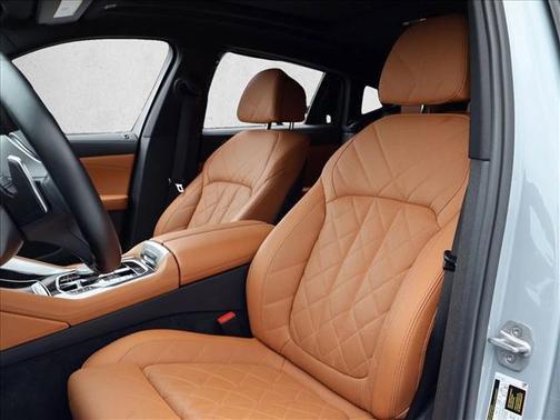 Brooklyn Grey Metallic 2024 BMW X6 xDrive40i