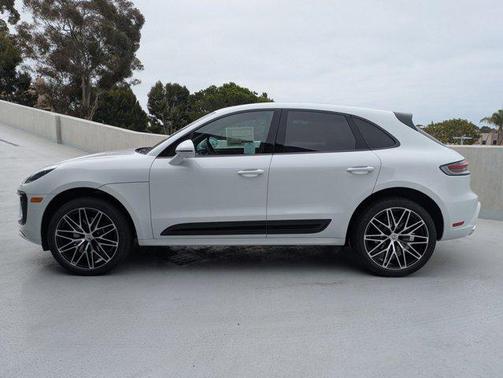 Carerra White 2025 Porsche Macan Macan