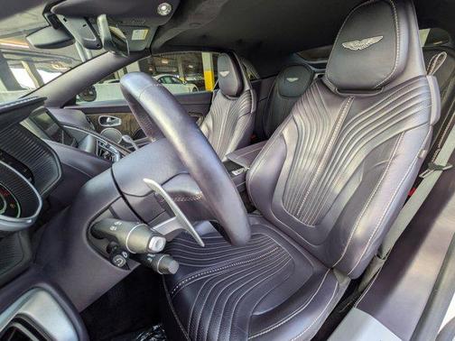 2019 Aston Martin DB11 Volante