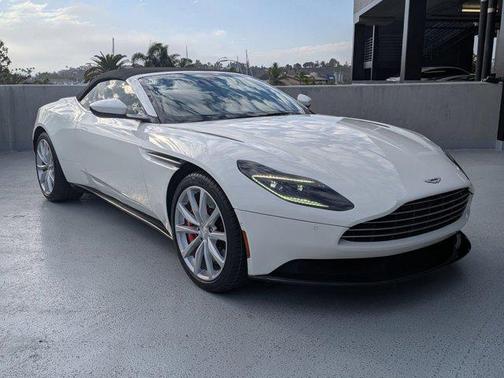 2019 Aston Martin DB11 Volante