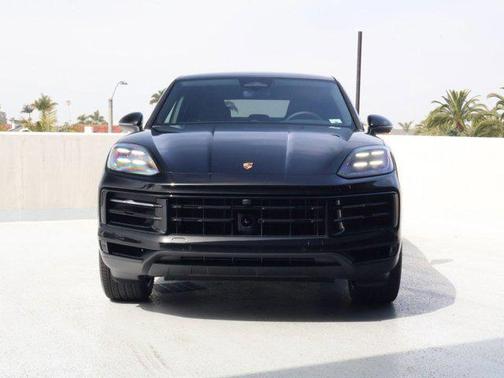 Chromite Black Metallic 2026 Porsche Cayenne Cayenne