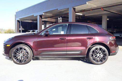 2024 Porsche Macan AWD