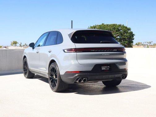 2024 Porsche Cayenne Cayenne