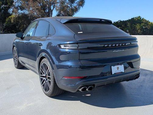 2025 Porsche Cayenne S