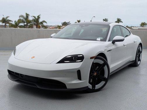 2025 Porsche Taycan 4