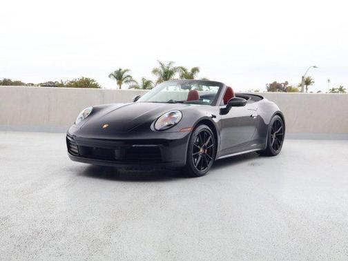 Jet Black Metallic 2021 Porsche 911 911 Carrera S
