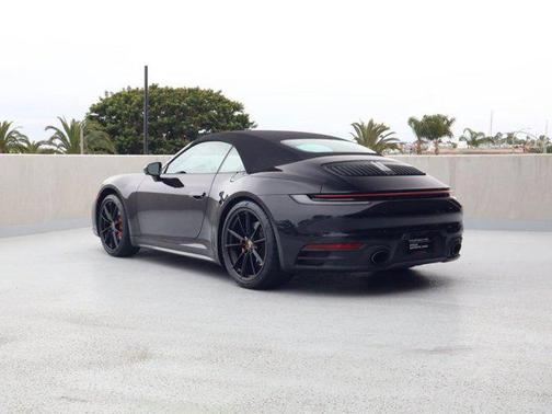 Jet Black Metallic 2021 Porsche 911 911 Carrera S