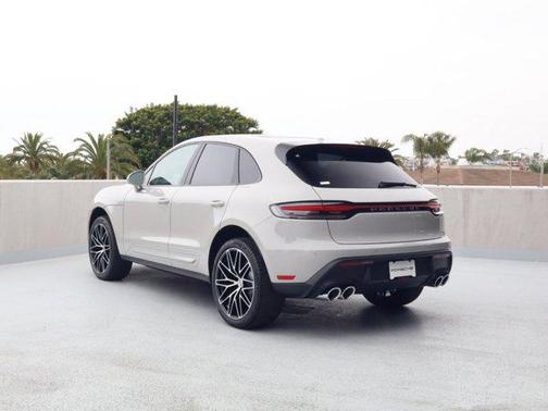Chalk 2026 Porsche Macan Macan