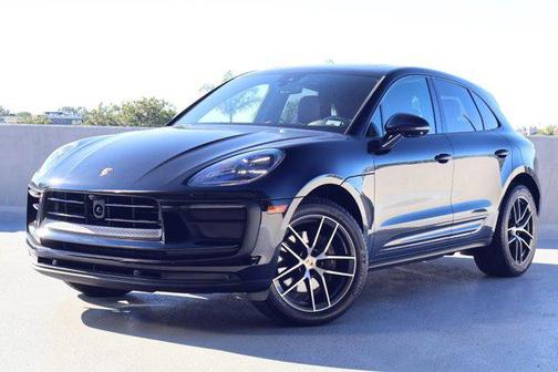 2025 Porsche Macan AWD