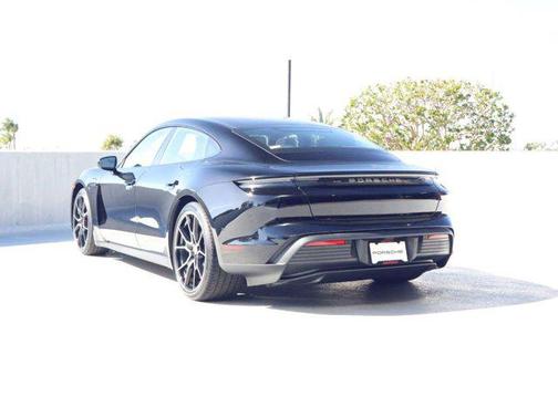 2026 Porsche Taycan 4 Black Edition