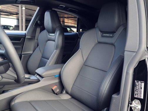 2026 Porsche Macan Electric