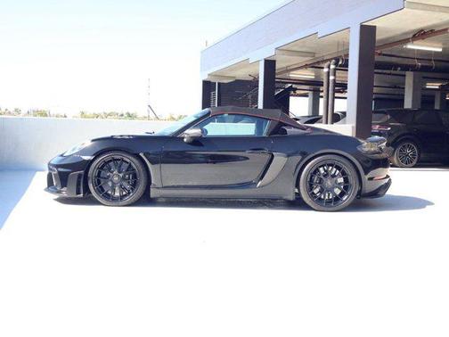 2025 Porsche 718 Spyder RS