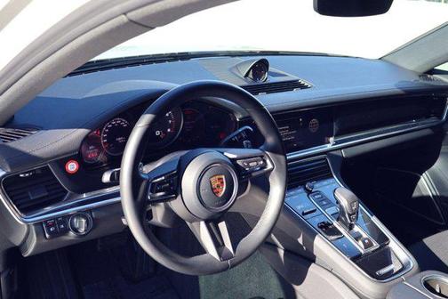 2022 Porsche Panamera 4