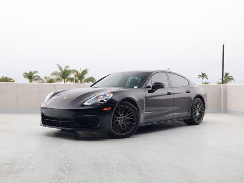 Black 2023 Porsche Panamera 4
