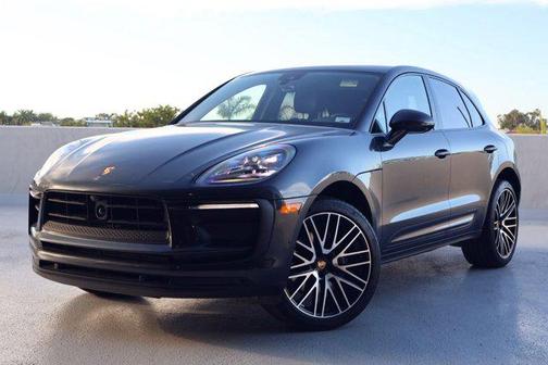 2025 Porsche Macan AWD
