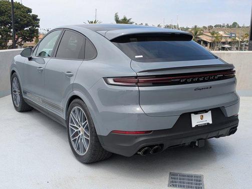 2025 Porsche Cayenne S