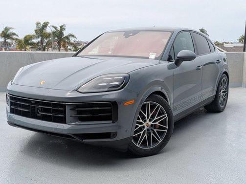 2025 Porsche Cayenne S