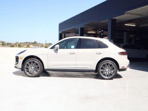 Chalk 2026 Porsche Macan Macan