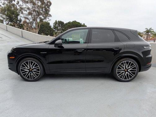 2026 Porsche Cayenne Cayenne